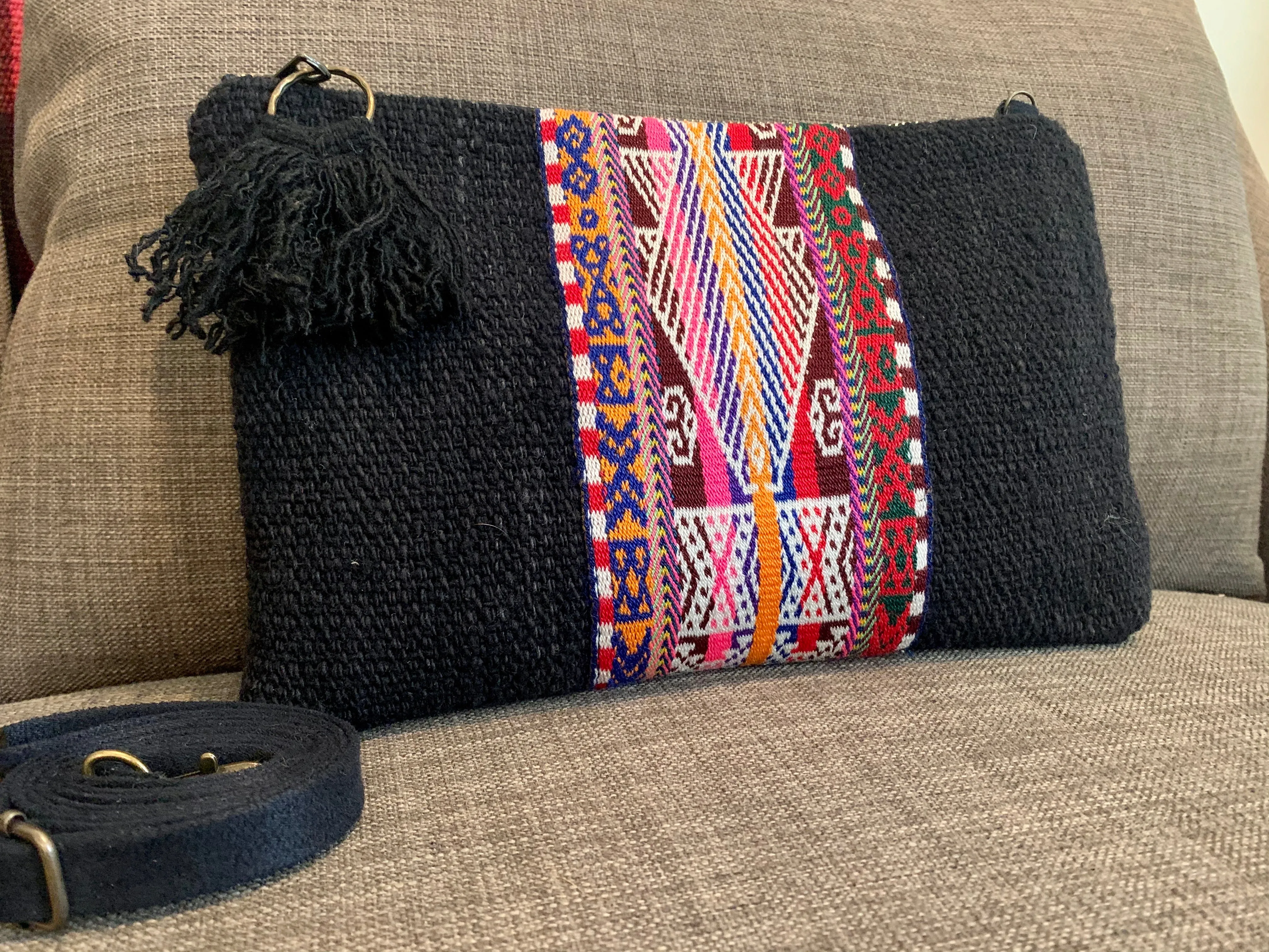 Cinturon Convertible Bag in Black (MORE TEXTILES)