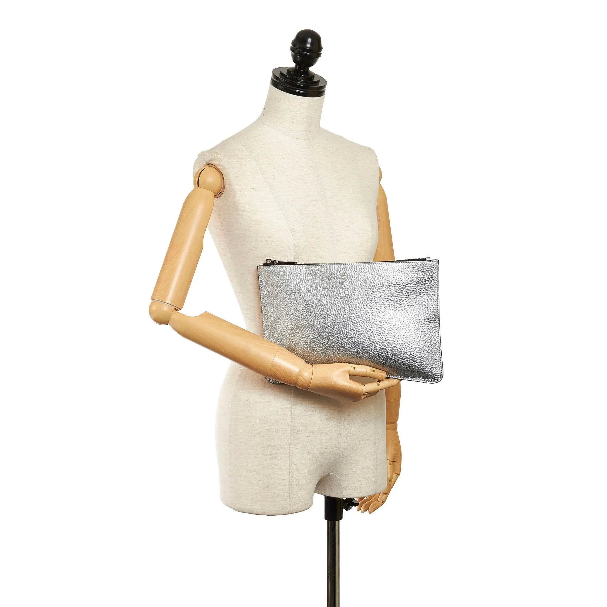 Fendi Leather Clutch Bag (SHG-30919)