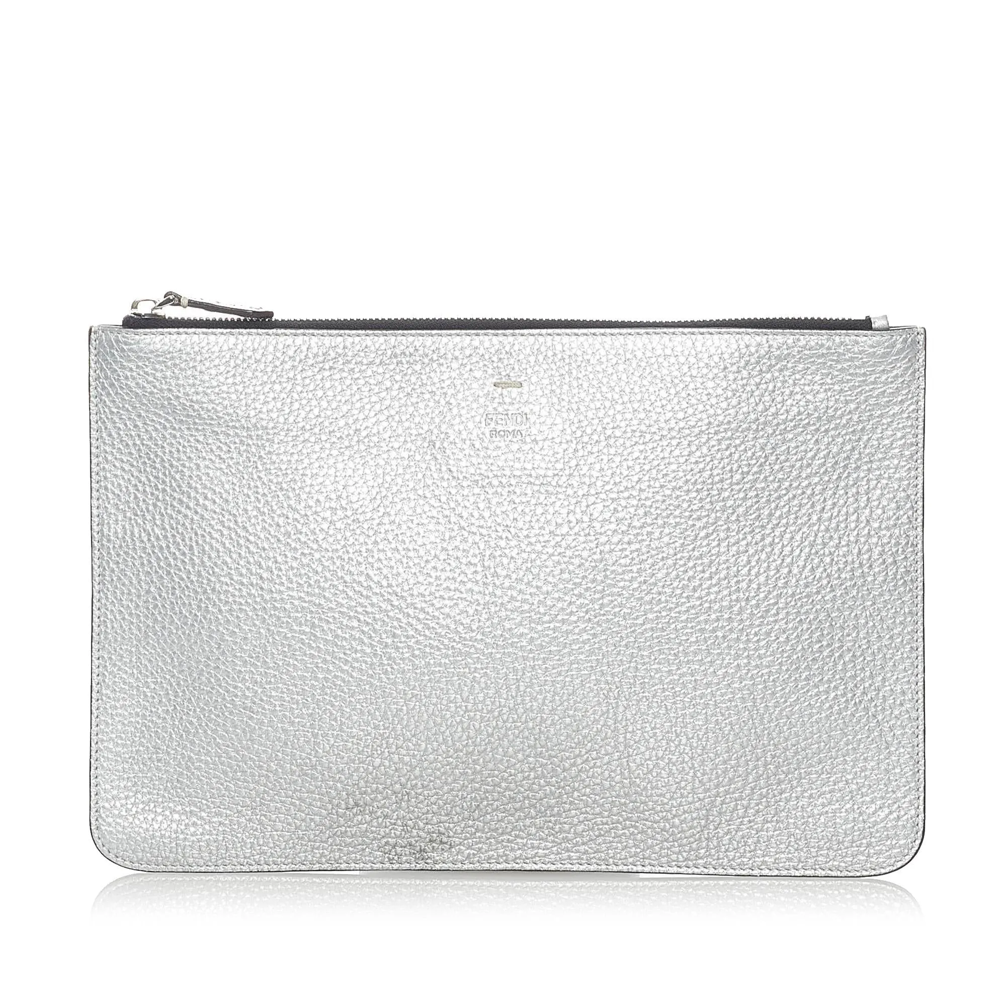 Fendi Leather Clutch Bag (SHG-30919)