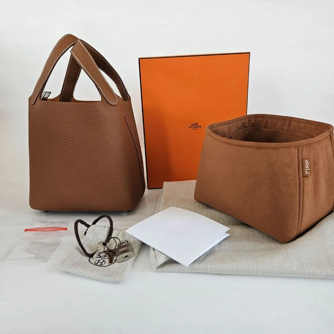 Hermès 18 Picotin Clemence Gold Bag