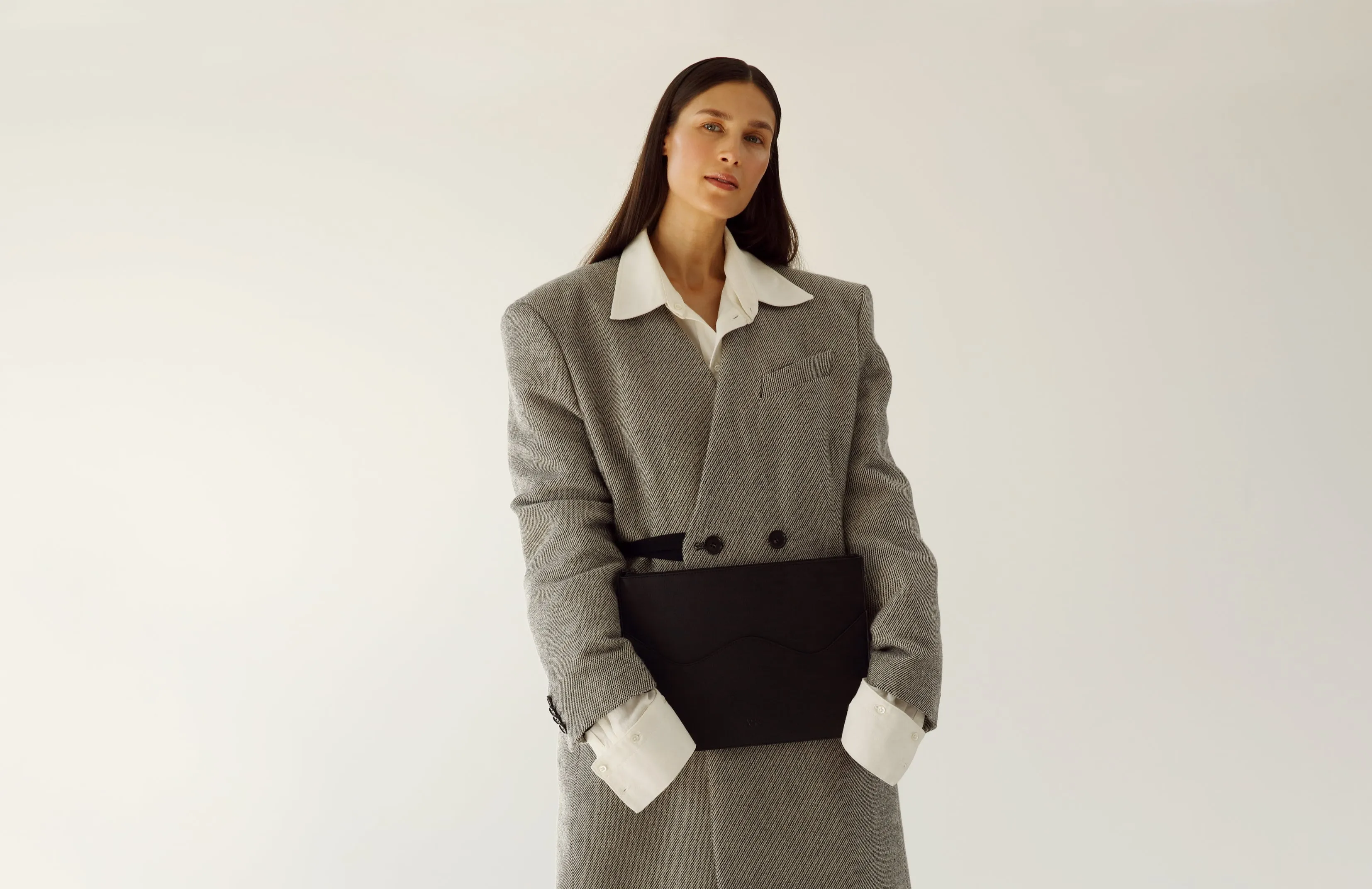 IVY CLUTCH