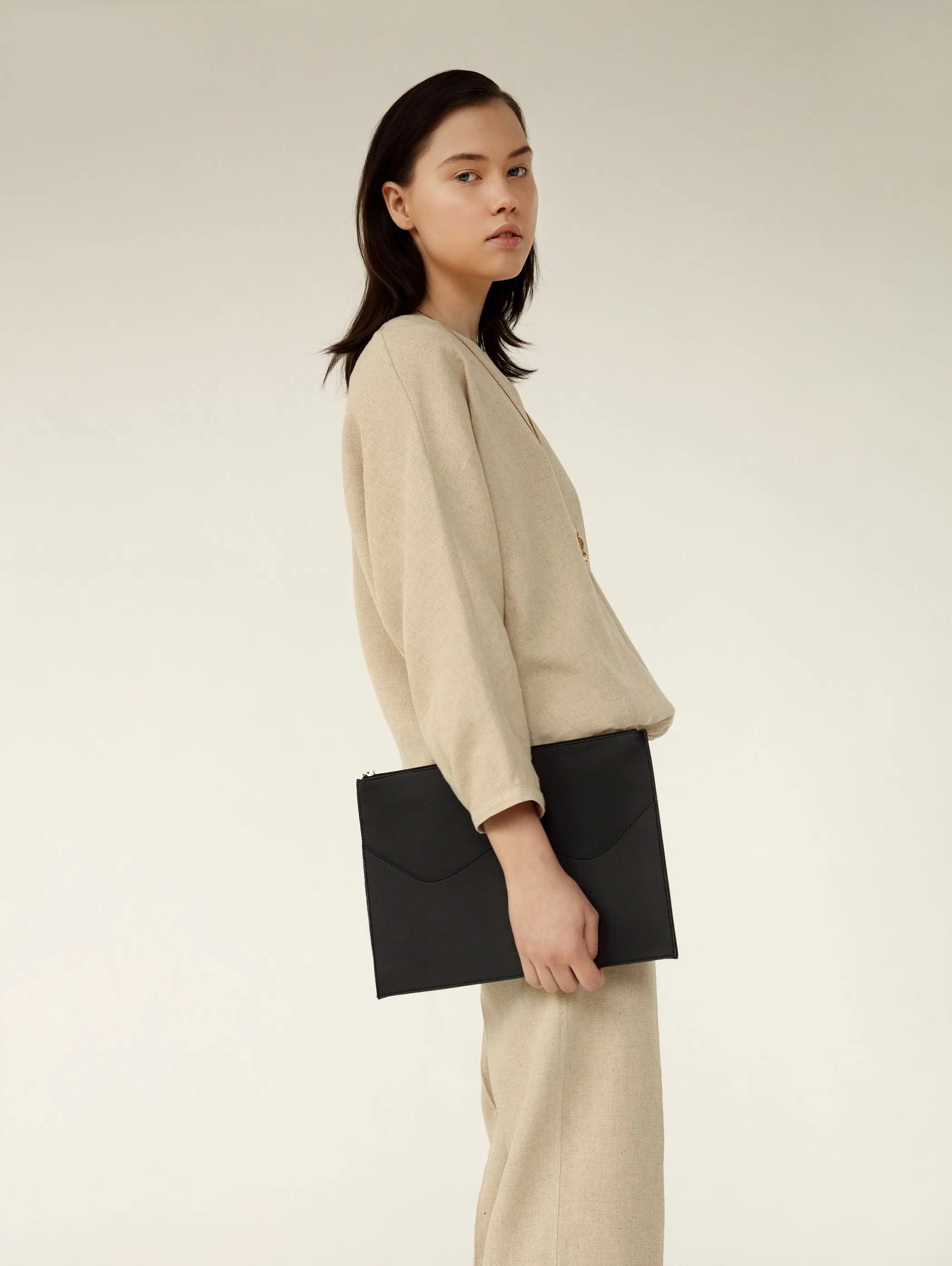IVY CLUTCH